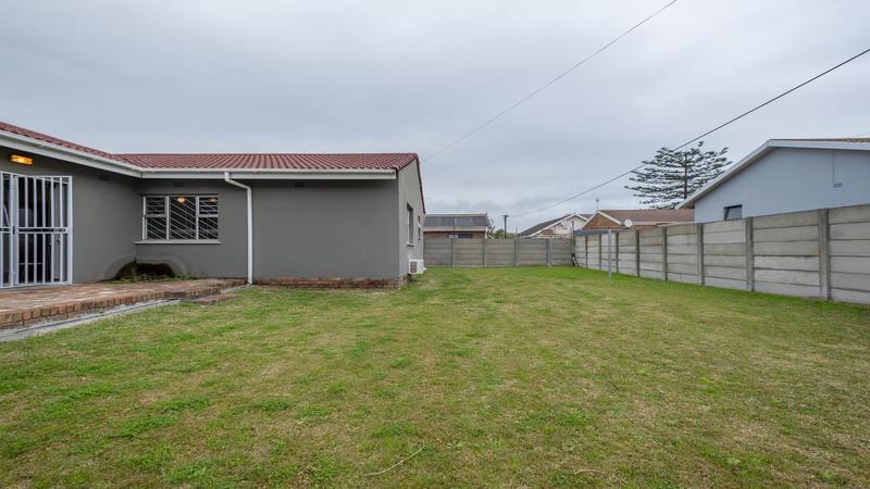 3 Bedroom Property for Sale in Tygerdal Western Cape